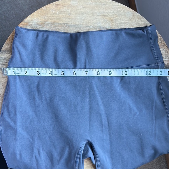 Motion 365 Fabletics grey pants Sz Medium women with waist pocket grey - Picture 10 of 11